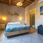 Alma Bed and breakfast 3*