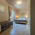 Alma Bed and breakfast 3*